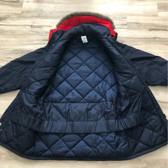 CANADA POST Three Piece Winter Set - Picture 4 of 16